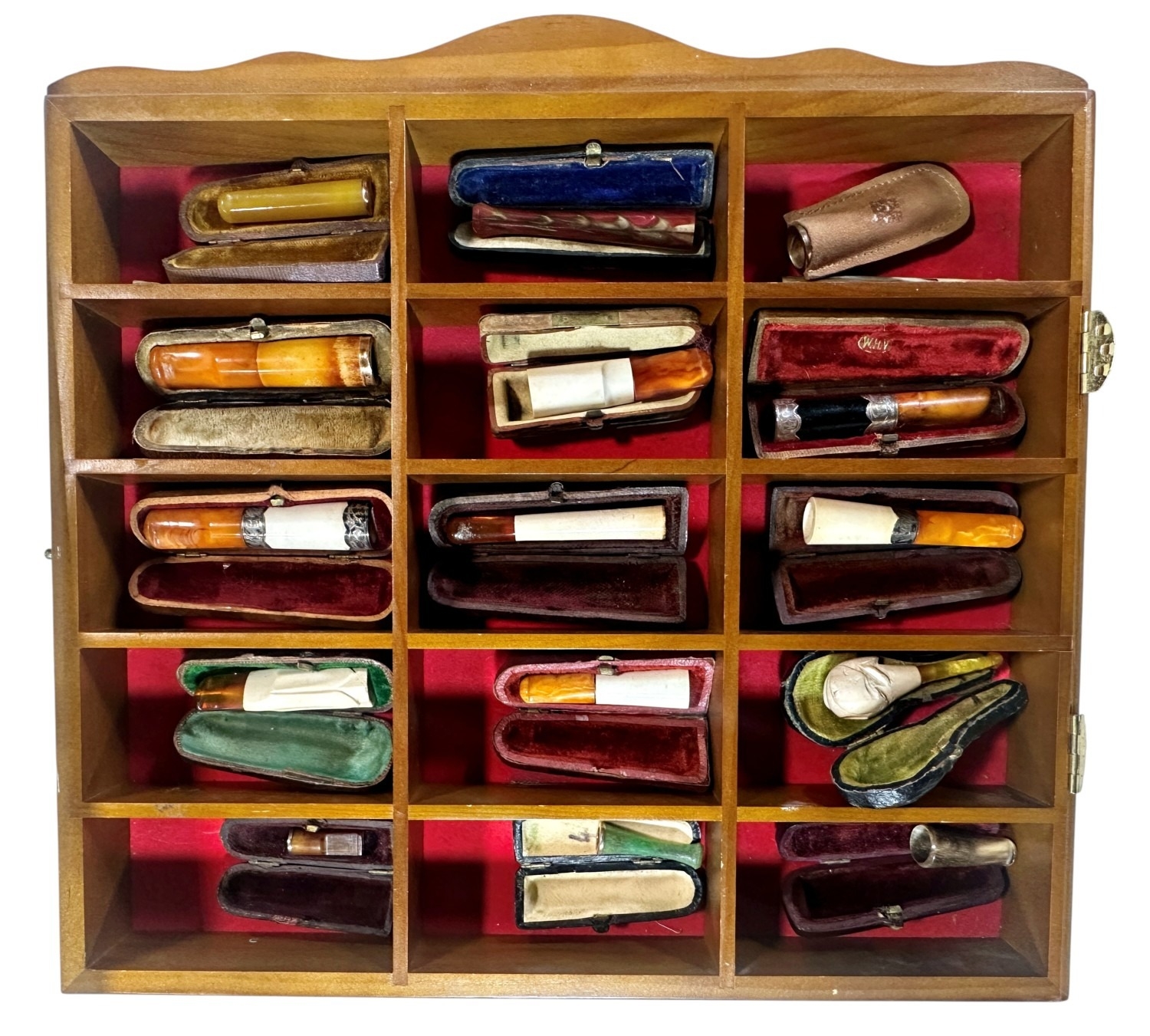 A collection of fifteen various antique cheroot holders to include ...