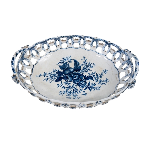 133 - A collection of Blue & White ware including an Elton Vase, 2 pierced baskets, a Pearl ware bowl etc ... 
