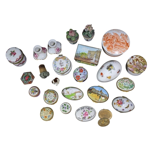 259 - A group of small trinket boxes in Porcelain & Enamel , Royal Worcester Pointer, 2 Dresden flower pot... 