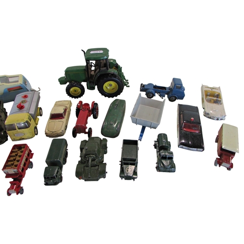 689 - Vintage Corgi and Matchbox toys, Citroen Safari, Kiarmann Shix, Austin taxi, etc, Matchbox toys, etc... 