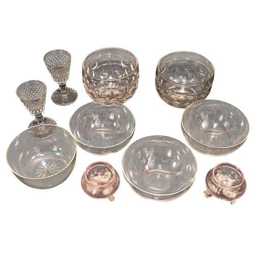 293 - A small collection of various clear glassware including rinsers, etc.