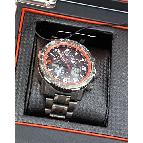 677 - Royal Air Force Red Arrows interest; a Citizen Eco-Drive Limited Edition Gent's Wristwatch, 1217/999... 