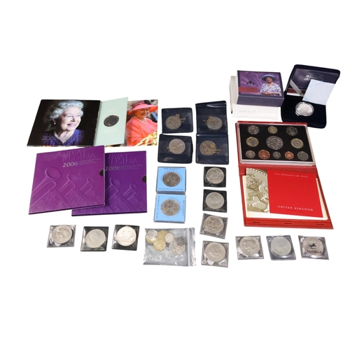 737 - Collection of English coinage mainly 2nd half of 20th Century but including Victorian & other bronze... 