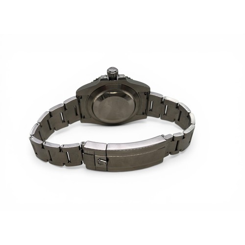 419 - Rolex. A gentleman's stainless steel Oyster Perpetual Date Submariner 'Hulk' wristwatch, reference 1... 