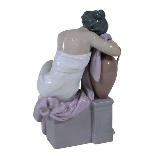 A Lladro figure 6313 'Lost in Dreams'