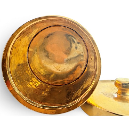 553 - Please Note: This lot is sold subject to 5% Buyer’s Premium only (external of internet platform surc... 