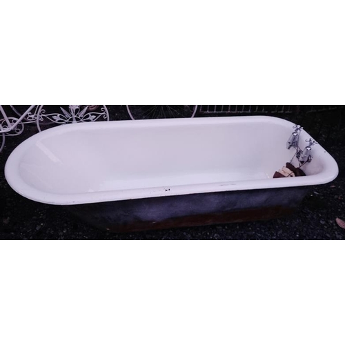 16 - Victorian Cast Iron Roll Top Bath Tub with ball and claw feet