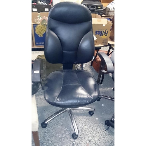 77 - Office Chair