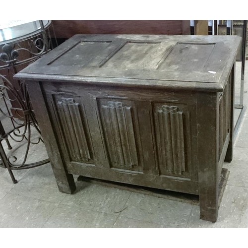 533 - Small 18th Century Style Oak Chest with linen fold panels