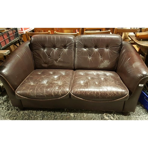 39 - Leather Two Seat Settee, c.5ft wide