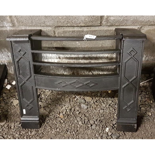 121 - Georgian Cast Iron Hob Grate, c.24in wide, 20in tall