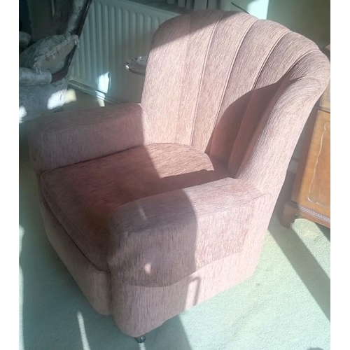 424 - Pink Upholstered Easy Chair