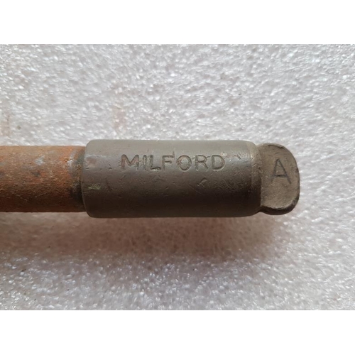 467 - Short Steel Staff Milford-Carlow, 9.5in