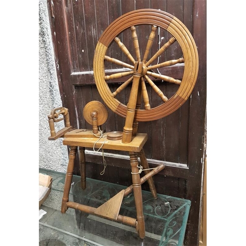 614 - Good Quality Traditional Irish Spinning Wheel, c.31in x 43in