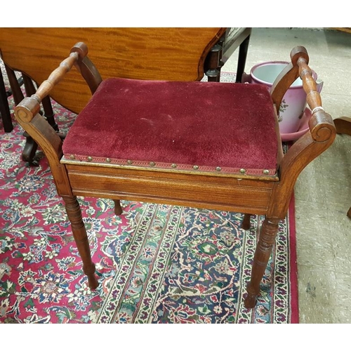 617 - Edwardian Lift Top Piano Stool