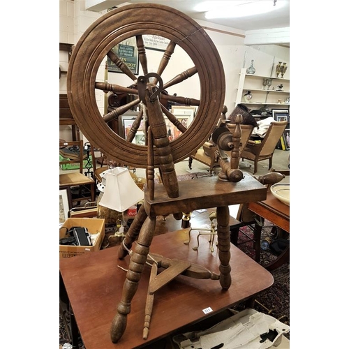 658 - Good Quality Traditional Irish Spinning Wheel, c.34in x 42in