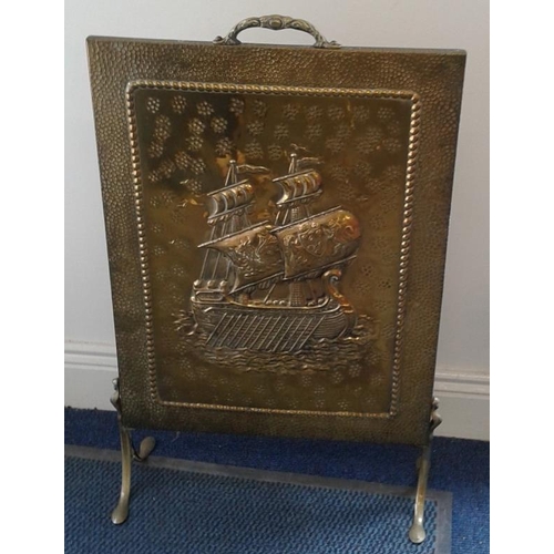 121 - Brass Fire Screen and Two Table Lamps