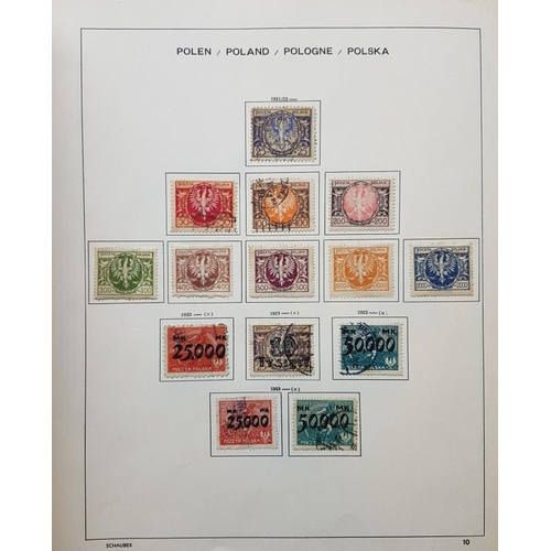 38 - Stamp Collection - Poland 1919-38, fairly comprehensive in Schaubek painted album