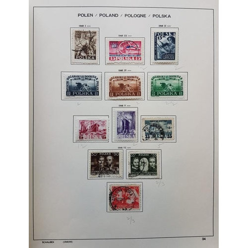 39 - Stamp Collection - Poland 1944-67, fairly comprehensive in Schaubek painted album