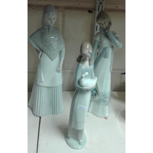 337 - Three Figurines of Ladies