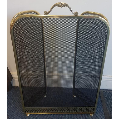 676 - New Peerage Brass Three Leaf Fire Screen, c.27in tall