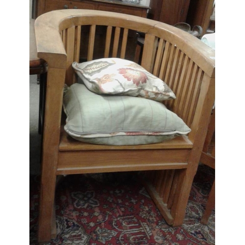 669 - Eastern Hardwood Circular Table and a Pair of Elbow Chairs