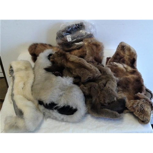 522 - Collection of Various Fur Stoles, etc.