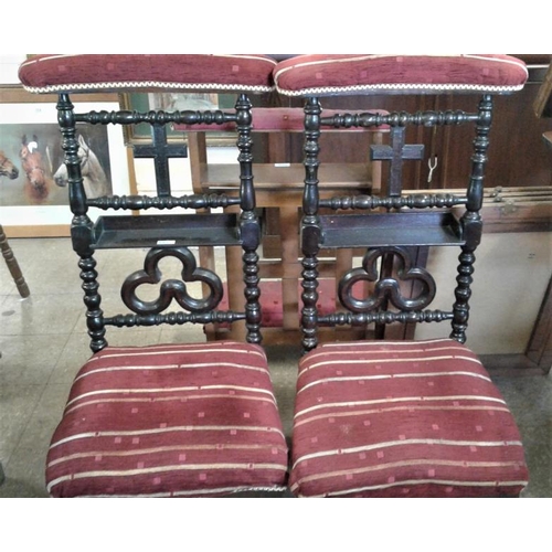 552 - Pair of Late Victorian Carved Mahogany Pre Dieux