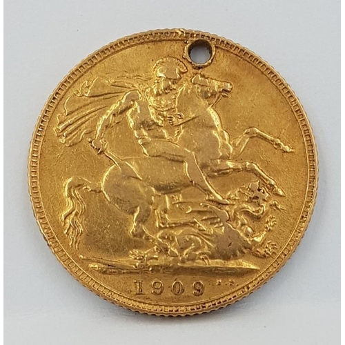 260 - GB, Edward VII Gold Sovereign, 1909 (holed)