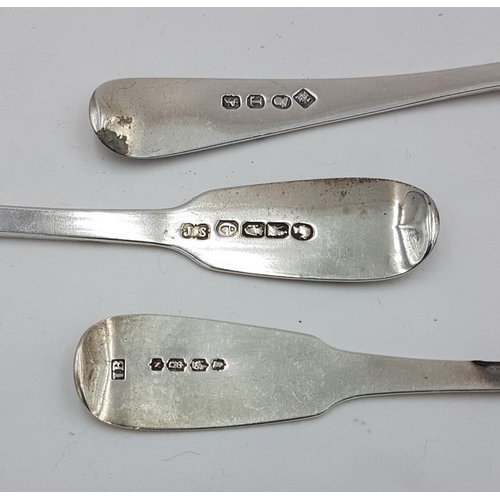 406 - Three Pairs of Irish Silver Fiddle Pattern Teaspoons, 2 x Georgian and 1 x Victorian, c.120grams