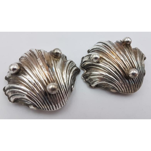 419 - Pair of Chester Shell Form Silver Salts, c.1903, indistinct maker's mark, c.15grams