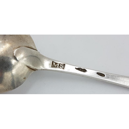 424 - Georgian Irish Silver Bright-Cut Spoon, Hallmarked Dublin c.1750 by Michael Smith, c.27grams and 17c... 