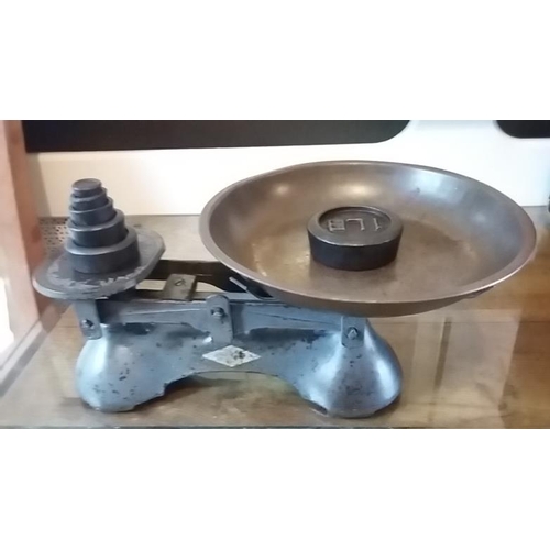 53 - Vintage Copper Pan Weighing Scales and Weights