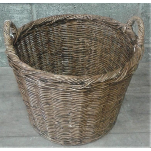 96 - Traditional Turf Basket
