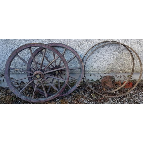 238 - Pair of Victorian Cart Wheels - A. Kearney & Co., Builders at Athlone, c.42in diameter