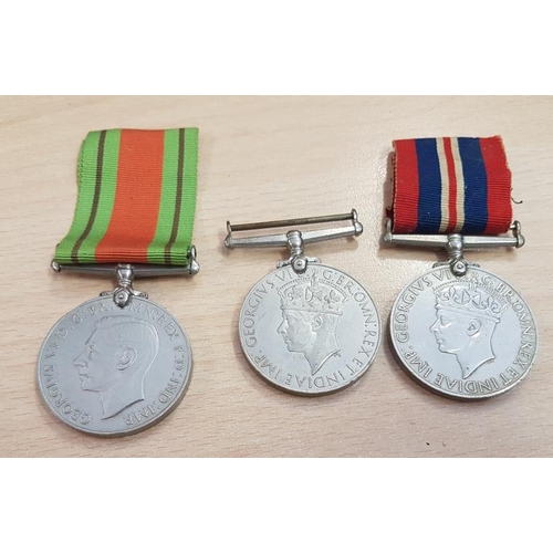 289 - The Defence Medal 1939-45 and two 1939-45 War medals
