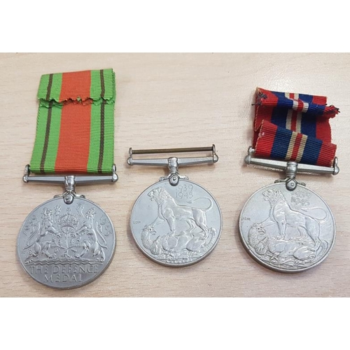 289 - The Defence Medal 1939-45 and two 1939-45 War medals