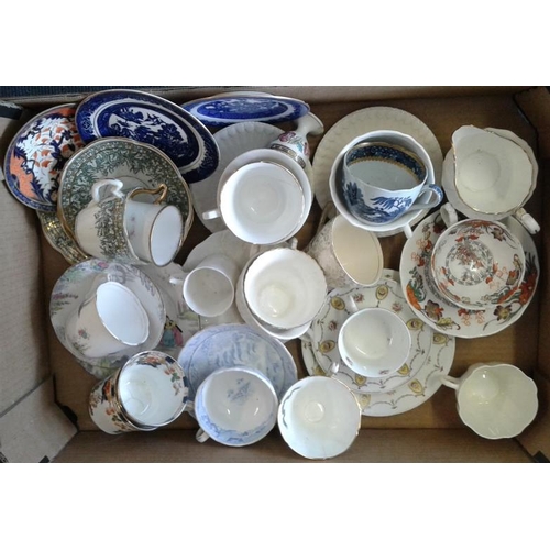 603 - Boxed Lot of Trios and Tea Wares
