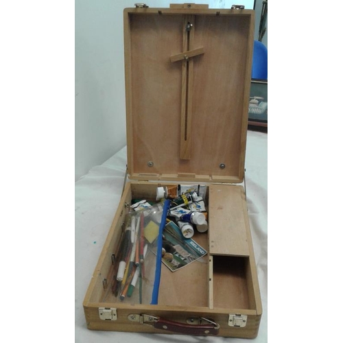 613 - Artist's Easel/Paint Box