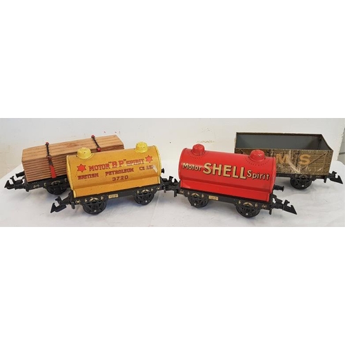 451 - Bing Tin Plate Model Railway Wagons, Shell Motor Spirit, BP Motor Spirit, Timber Wagon and Open Wago... 