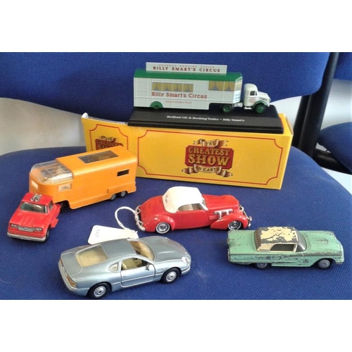 470 - Collection of Five Model Cars/Vans, etc. to include a Corgi Ford Thunderbird