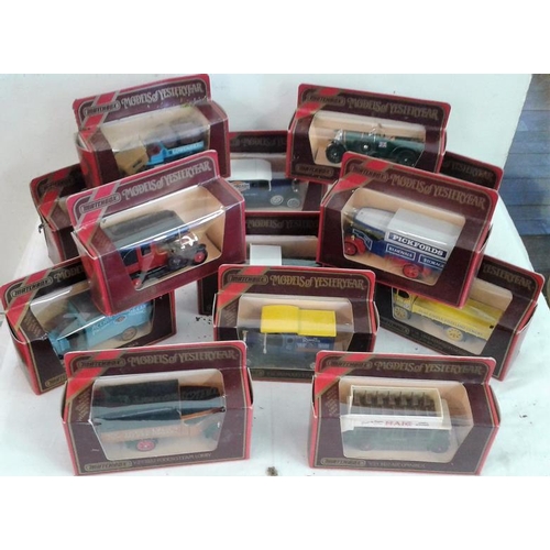 472 - Collection Of 13 Matchbox Vintage Model Vans, Trucks etc.