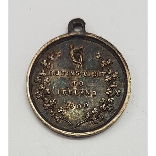 52 - Small Medallion Commemorating Queen Victoria's Visit to Ireland
