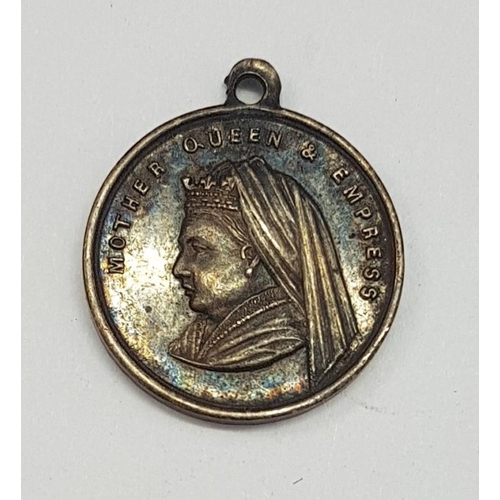 52 - Small Medallion Commemorating Queen Victoria's Visit to Ireland