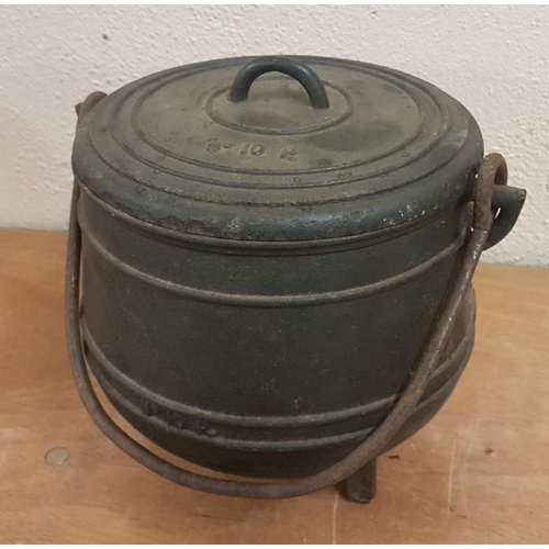 39 - Traditional Cast Iron Skillet Pot with Lid and Hanger