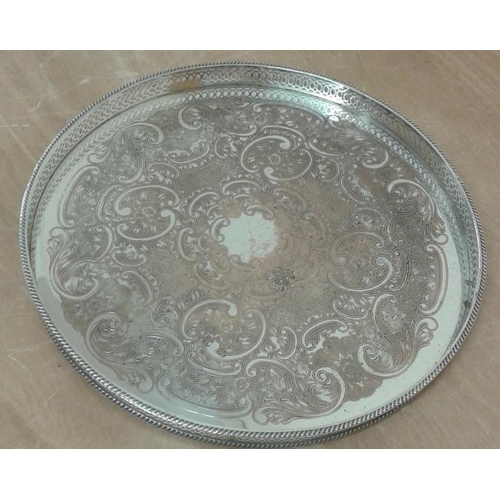 452 - Round Silver on Copper Gallery Tray, c.14in diam