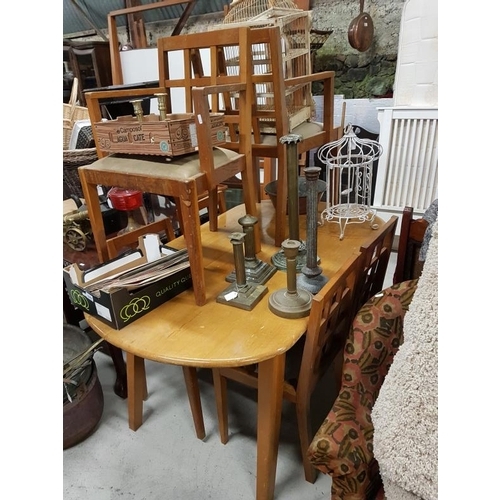 70 - Kitchen Table and Six Chairs - 3ft x 5ft