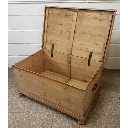 635 - Victorian Pine Blanket Box, c.40 x 24.5 x 20in