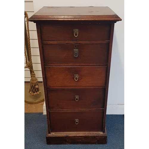 638 - Late Victorian Mahogany Chest of Five Graduated Drawers, c.21.5 x 42in