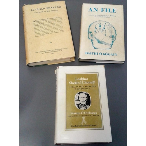 510 - Leabhar Sheáin í Chonaill.  Folklore Collection. Seamus ó Duilearga. 492 p... 